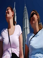 in KL bei Petronas