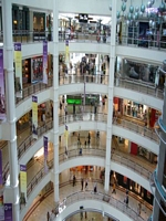 in KL bei Petronas